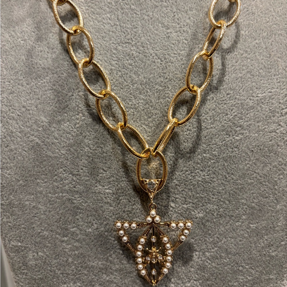 Elegant Gold and Silver pendant Necklace with Pearl Accents